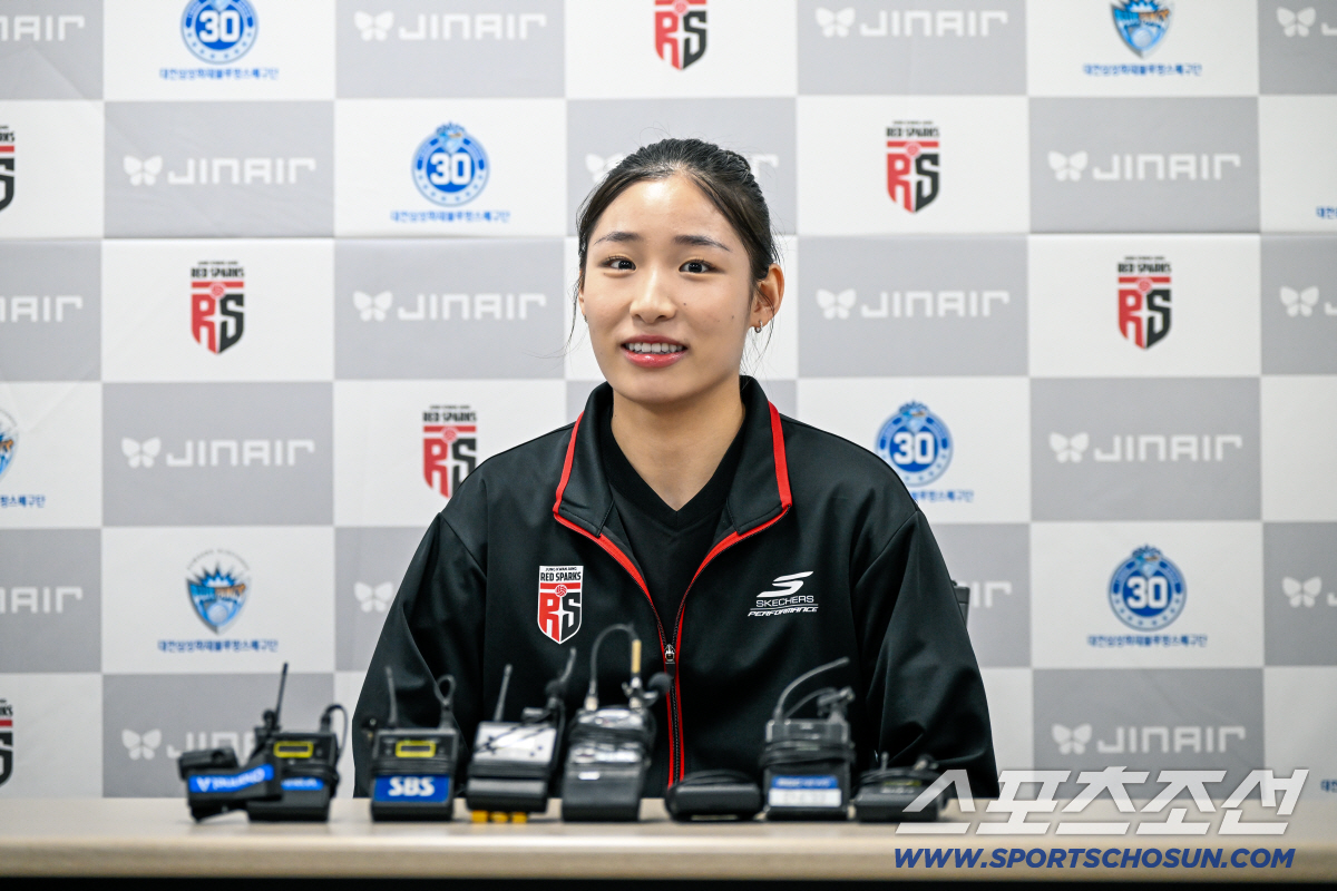 "김연경 감독님이 이제 시작이라고..." 꿈 이룬 인쿠시 드디어 데뷔전.…