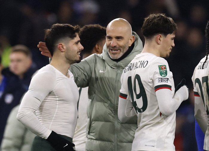 "100% 거짓, 나와 상관없는 일" 과르디올라 후임 맨시티行? 발끈한 마레스카…첼시에 '충성 맹세', 단 구단 수뇌부와 갈등 여전