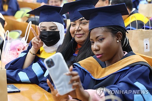 '첨단인재 잡자' 정부초청 이공계 외국인 유학생 늘어난다