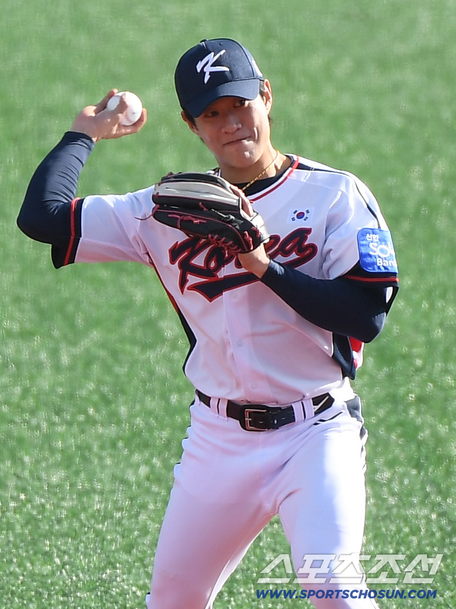 키움, 송성문 팔아서 '1년 생활비' 벌었다! 이적료 수익이 1년치 연봉…