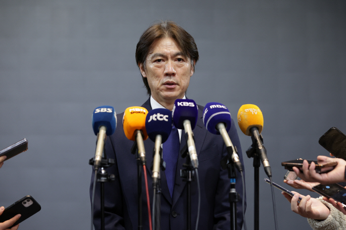 [공식발표]"韓 축구 비상!" '역대급 유관력' 에이스 이강인, 허벅지 근육 부상으로 이탈 "몇 주간 나서지 못한다"