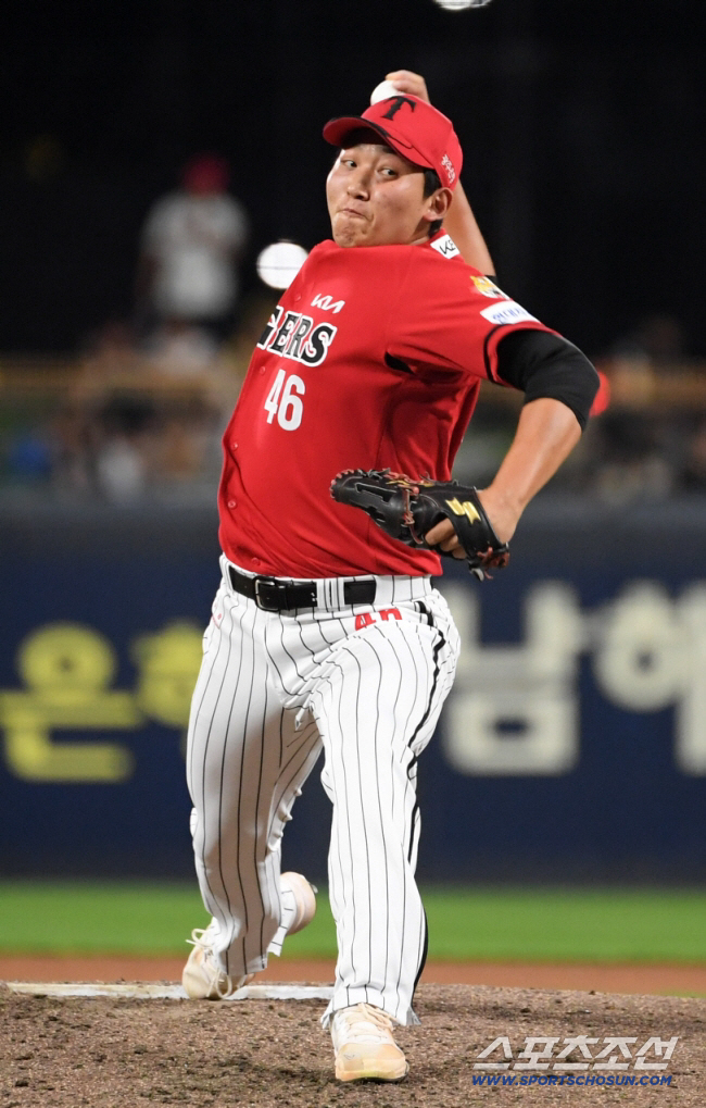 '레전드 극찬' KIA 유망주, 美 유학 효과 되찾는다…"자꾸 옛날 습관…