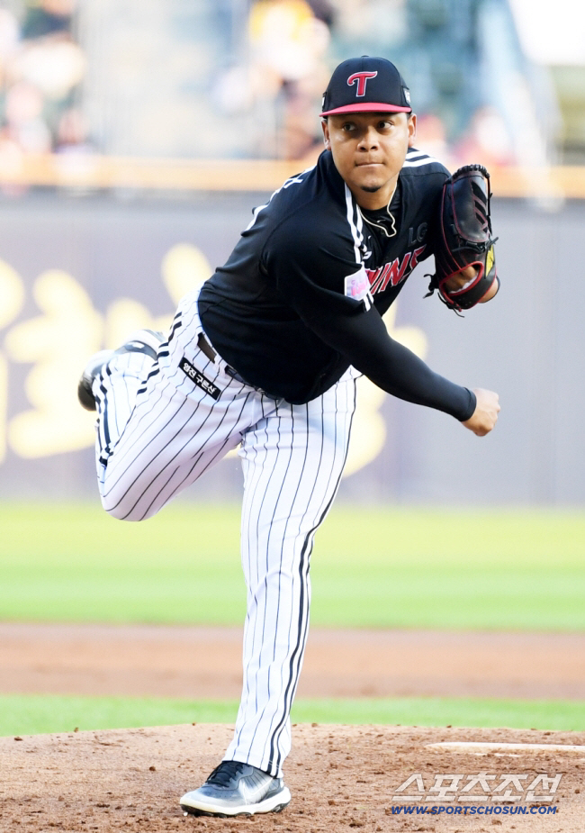 김하성과 한솥밥? 레전드 호칭 받은 '가을영웅', 새둥지 찾았다…'홈런공…