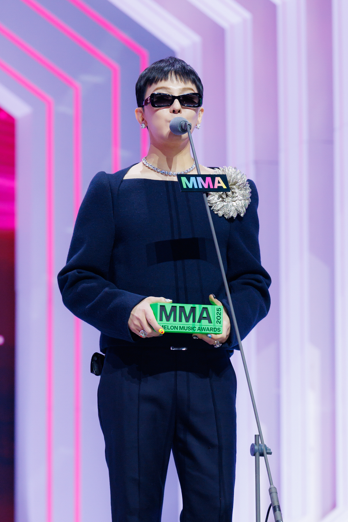 [종합] "前연인에서 수상자로"…'열애설' 지드래곤X제니, 'MMA' 재…