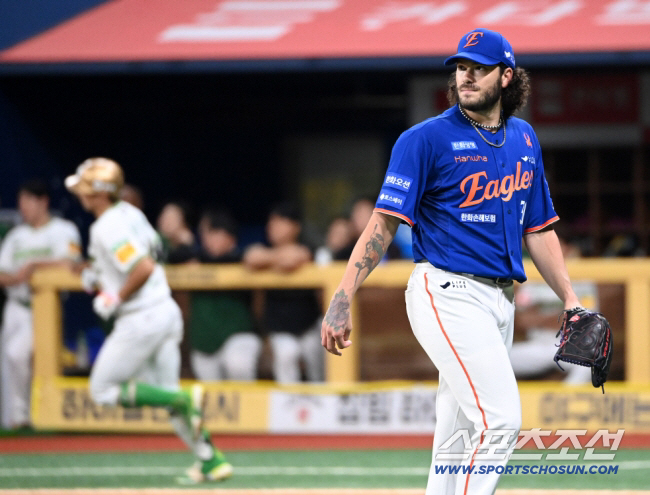 '폰세의 선견지명' SNS에 유일하게 올린 타팀 선수가 진짜 ML에. 7…