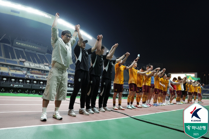 [오피셜]"광주가 없었다면 지금의 이정효는 존재하지 않았을 겁니다" 4년…