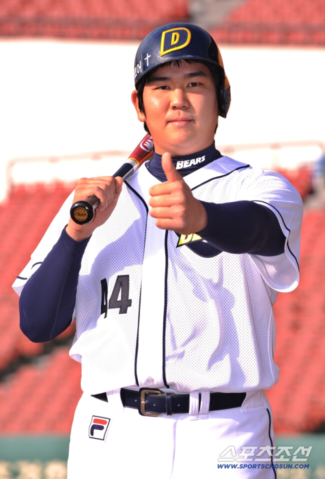 "지금까지 야구했다면 어땠을까요"…꽃 피지 못한 거포, '88둥이'의 1…