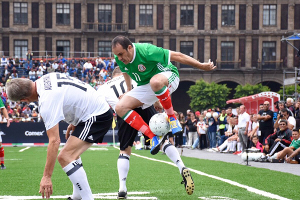 "한국 축구 모욕" 韓 분노케한 블랑코의 개구리 점프 재조명…알고보니 '…