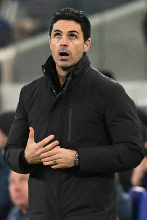 '아스널 팬들 오열' BBC피셜, 올 시즌 아스널 또 우승 못한다...역대 크리스마스 성적표는 맨시티 역전 우승을 말한다