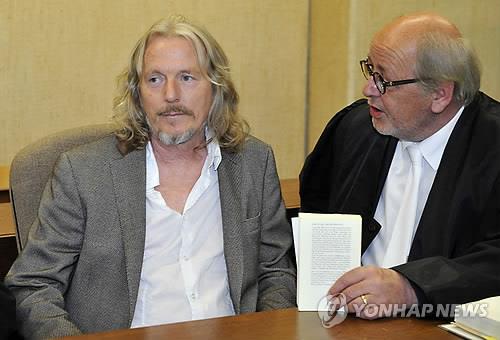 미술작품 사기에도 AI 악용…챗봇의 증빙서류 위조 급증