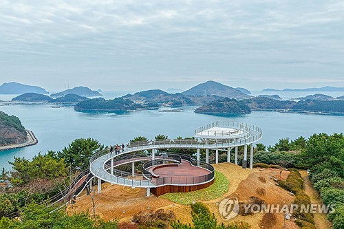 남해안 '일몰 명소·노을 맛집' 통영 달아전망대 새로 조성