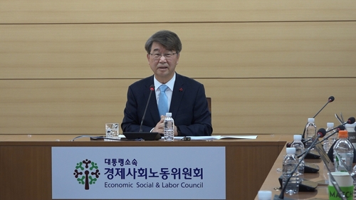경사노위원장 "민주노총 참여, 사회적대화 전제아냐"…재개 방침