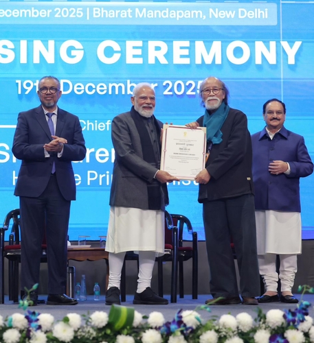 이거룡 서울사이버대 교수, 인도 정부 '총리 요가상' 수상