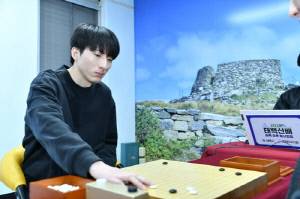 홍세영, 이원도 꺾고 태백산배 우승…입단 2년 만에 첫 타이틀