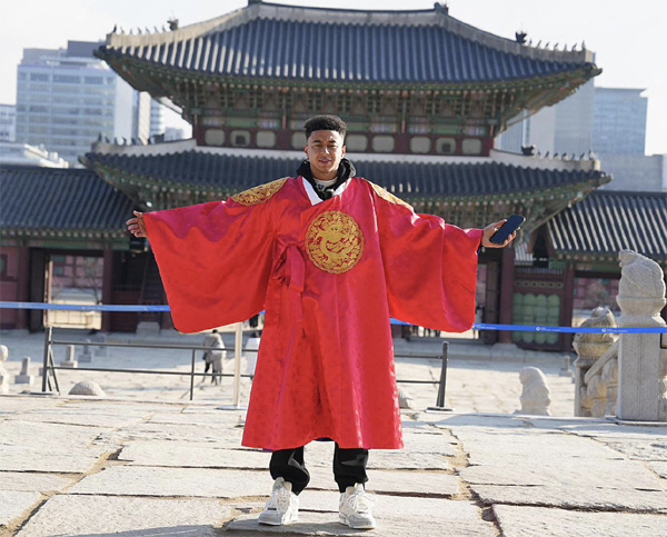 "한국은 경기장 잔디가 얼어요" 눈물의 작별 린가드, 또 K리그 열악한 인프라 비판…인생 첫 '버막' 英에 전파(가디언)