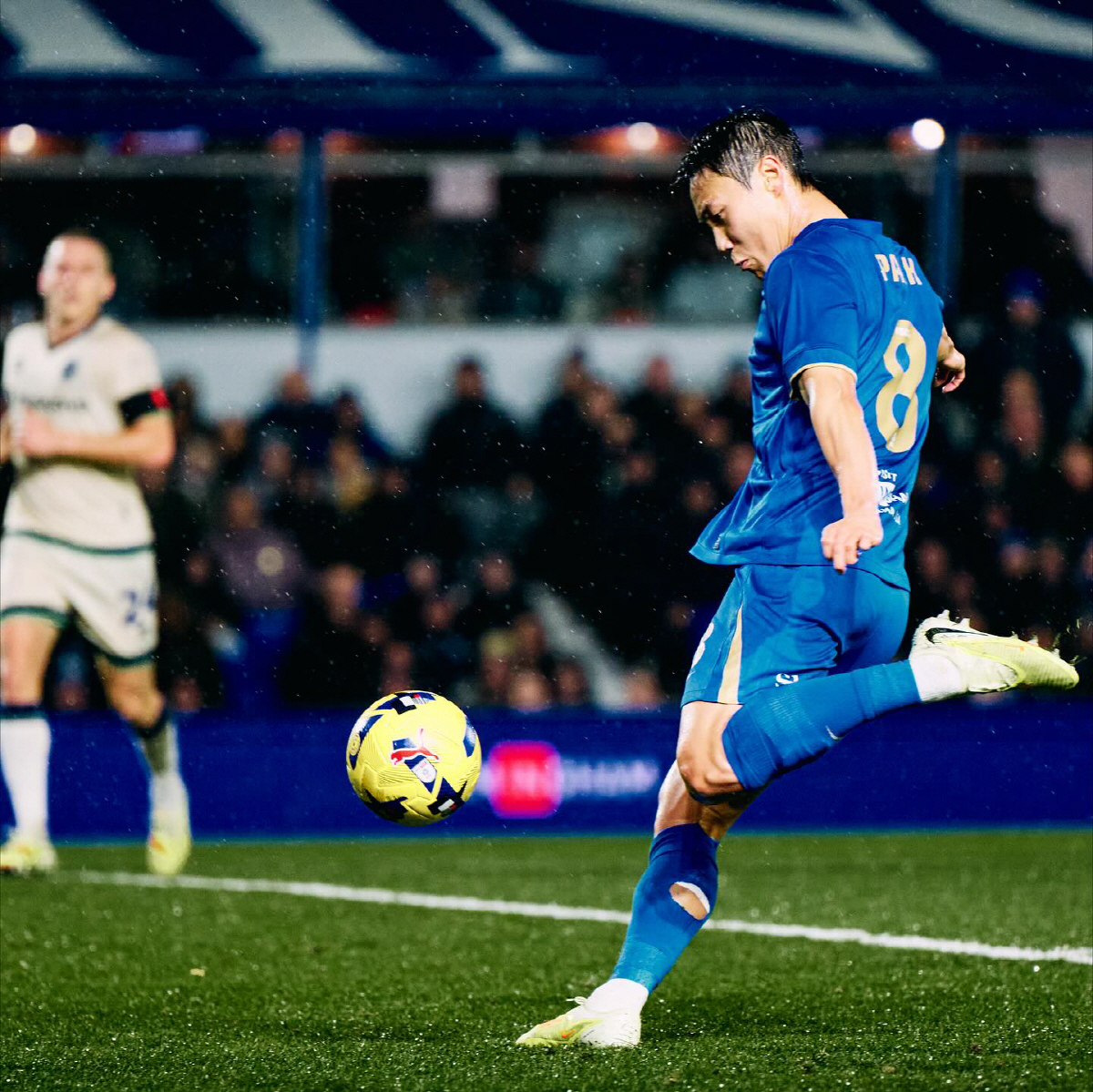 英 단독 보도! 홍명보호 핵심 MF, 초대형 변수 등장...'손흥민 스승…