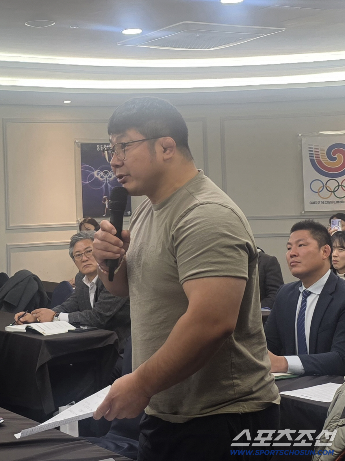 "최저학력제X주중경기 금지X체육특기자" 체육인VS전 스포츠혁신위원들,뜨거…