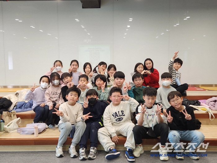 '폐교→미래 학교체육의 메카'경기학생스포츠센터의 좋은 예,개관 4년만에 '8809명' 방문자 폭증...'연구X연수X체험' 한국 체육교육 허브 됐다