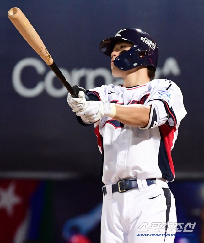 '연봉 대폭 삭감' 김도영, 오히려 좋다?…유격수부터 WBC까지, 진짜 …