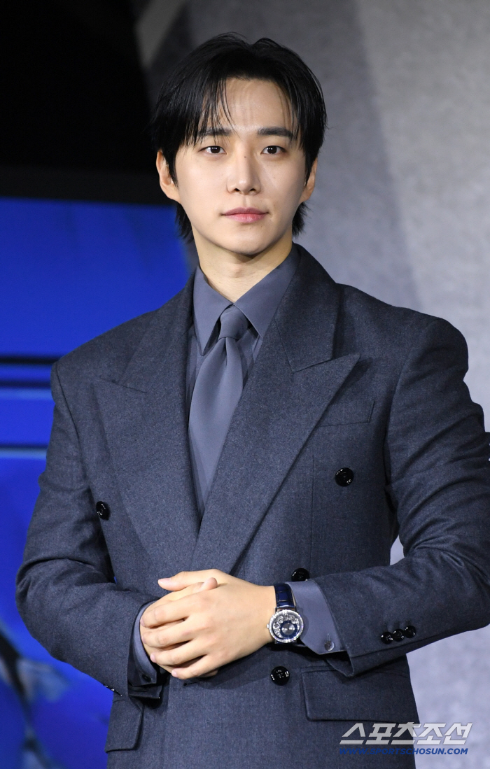 '캐셔로' 이준호 "먹는 게 초능력이라면? 전재산 다 쓰지"