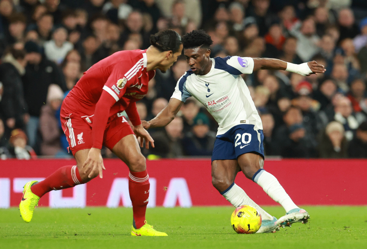 대표팀 주장 향한 끔찍한 반칙 퇴장! "다치게 할 의도 없었어" 대인배 …