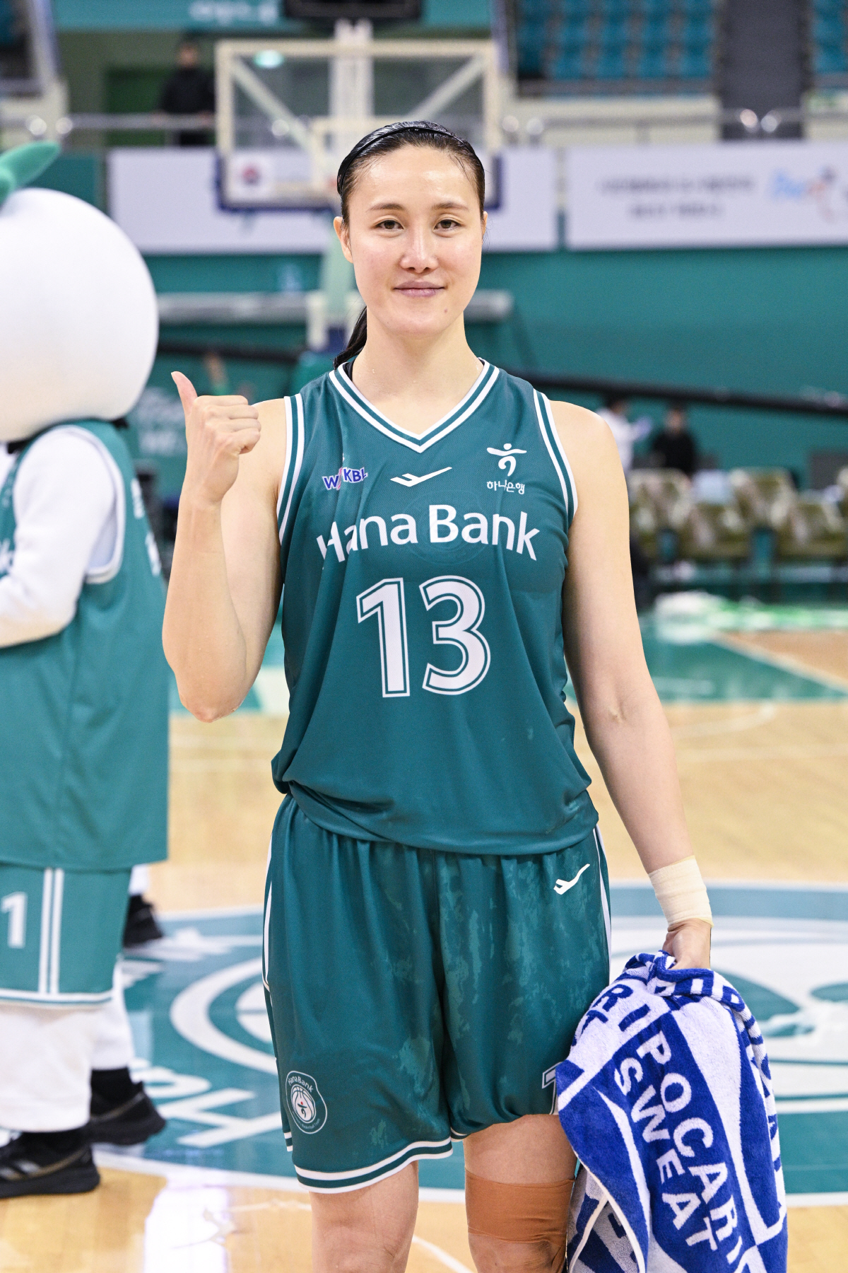 "은퇴 고민했는데…"→"아프지 말고 더 큰 기록 쓰길" 감정 폭발한 '에…