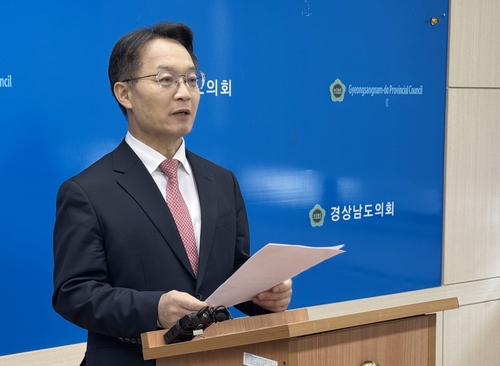 조해진 "국힘, 계엄 막지 못한것 사과해야"…'윤 어게인' 비판도