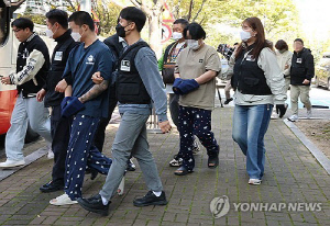 '캄보디아 송환' 보이스피싱 조직원들 교도소서 말맞추기 정황