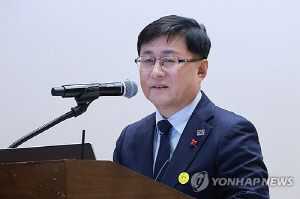 탈플라스틱 위해 '컵 따로 계산제' 내년 추진…폐기물 부담금↑(종합)