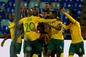 '앙골라 제압' 베일 벗은 '1승 제물' 남아공, 역시 만만치 않다...'EPL 공격수' 포스터 경계대상 '1순위'