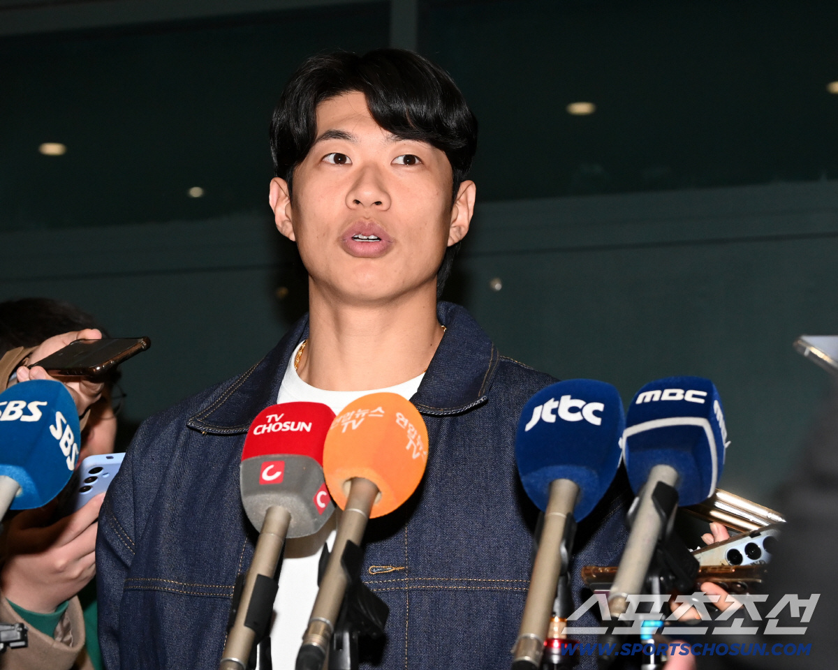 "나를 보며 자신감 얻길" 차기 주자는 안우진? 222억 대박, ML 열…