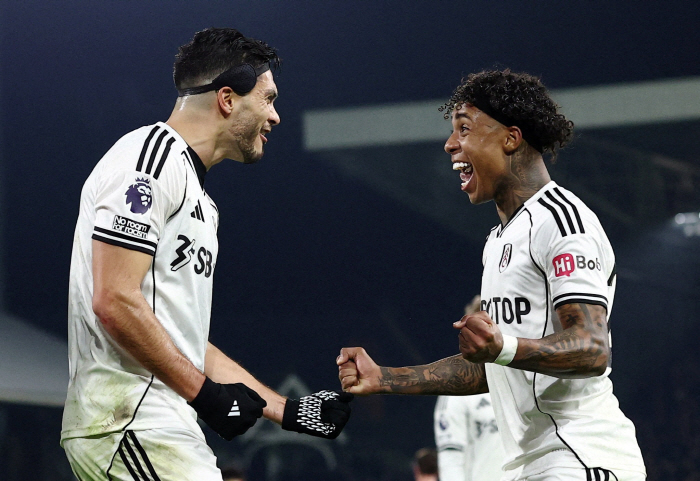 英 BBC 특집 조명, 홍명보호에 강력 경고 "멕시코에 EPL 역대 최고 페널티킥 키커 있다"...무조건 실점 '성공률 100%'