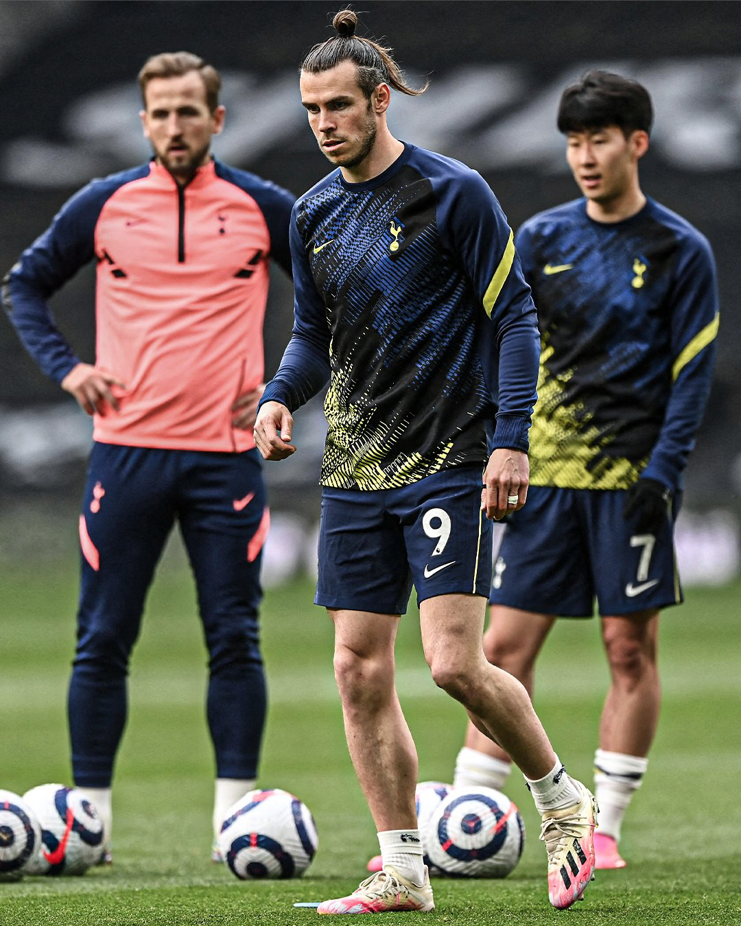 英 강력 주장! '토트넘 역대 월드클래스' 언급에 쏘니 포함…"베일은 살…