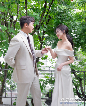 데뷔 첫 SV 감격 누렸던 '1차지명' 유망주, 이제는 '품절남' 대열 합류한다 