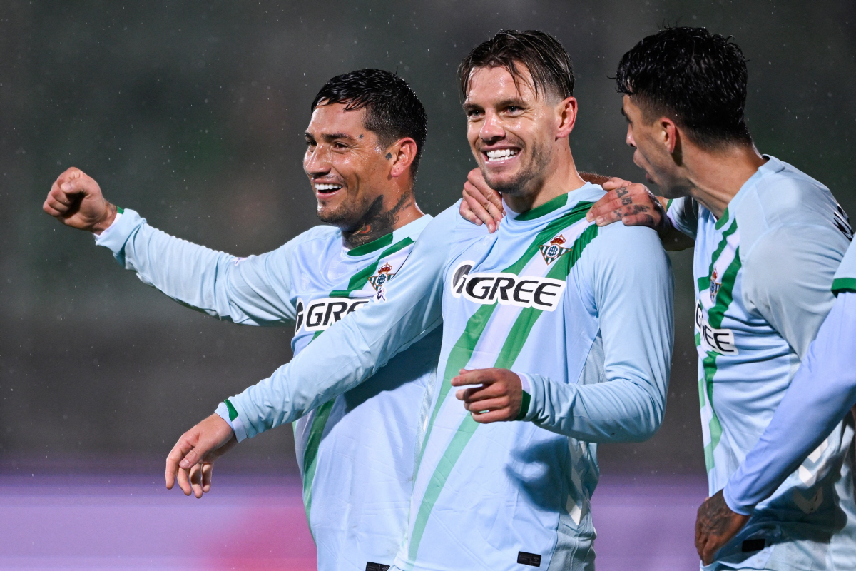 아르헨 1티어 폭로! "싸우지 마" 손흥민 말렸던 동료→우승 가로막을 '…