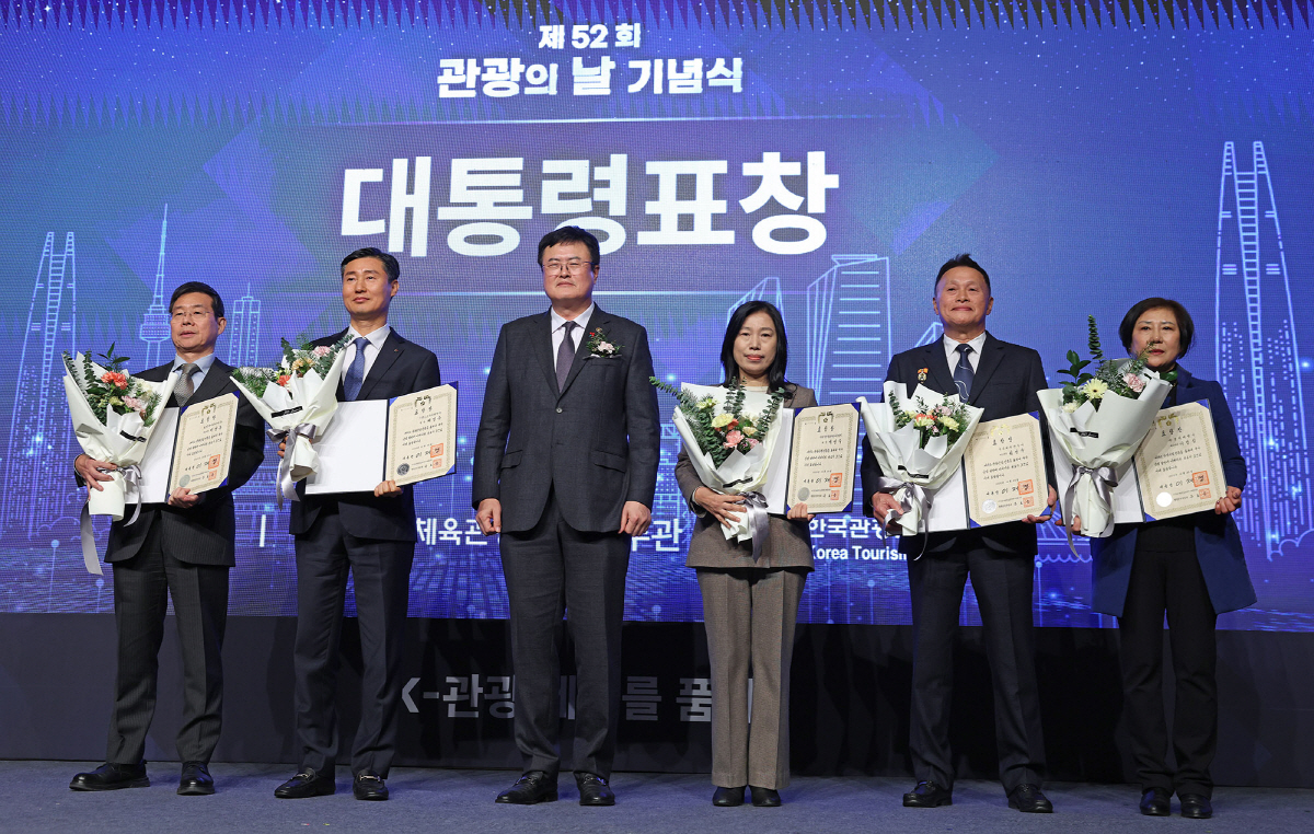 '1870만' 올해 외래관광객 역대 최다…김민석 국무총리 "선진 관광 국…