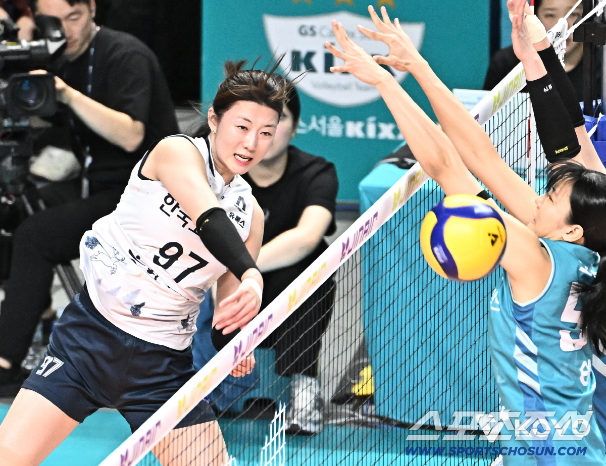 2연패는 없다. 5명이 10점이상 이게 1위팀. 한국도로공사, GS칼텍스…