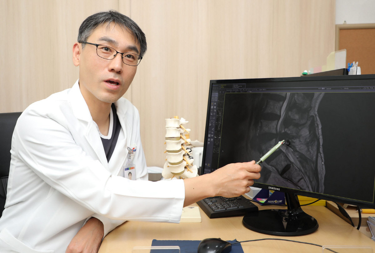 웅크리는 겨울, 주의할 허리 질환 '3가지'…디스크·협착증 차이는?