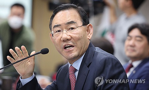 與, '필버 사회 거부' 주호영에 "직무유기"…국회법 개정 검토