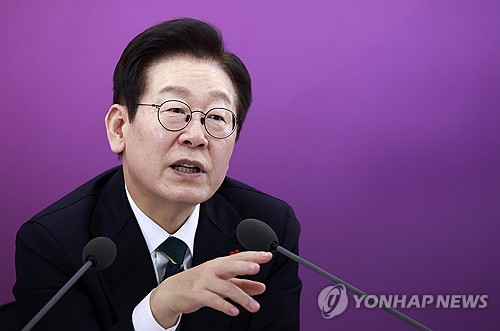 李대통령 "가습기살균제 참사 비극 반복 않게 제도 근본적 점검"