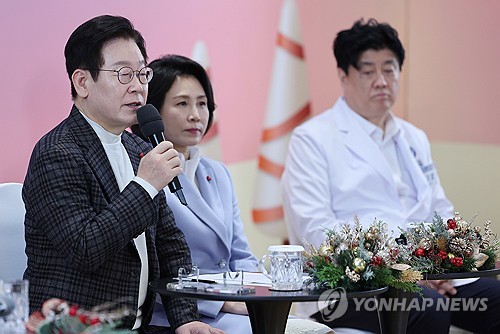 李대통령 "희귀질환 지원 참 어려운 문제…'소수라 소외' 안 돼"