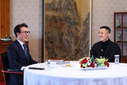 金총리 "한식 왜 인기?"…미슐랭 3스타 셰프 "건강하고 중독성"