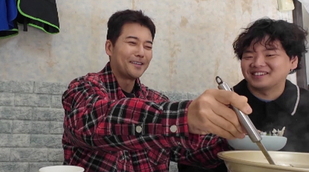 곽튜브, 결혼한 지 45일 만에 충격 고백…"아내와 따로 살아"(전현무계…