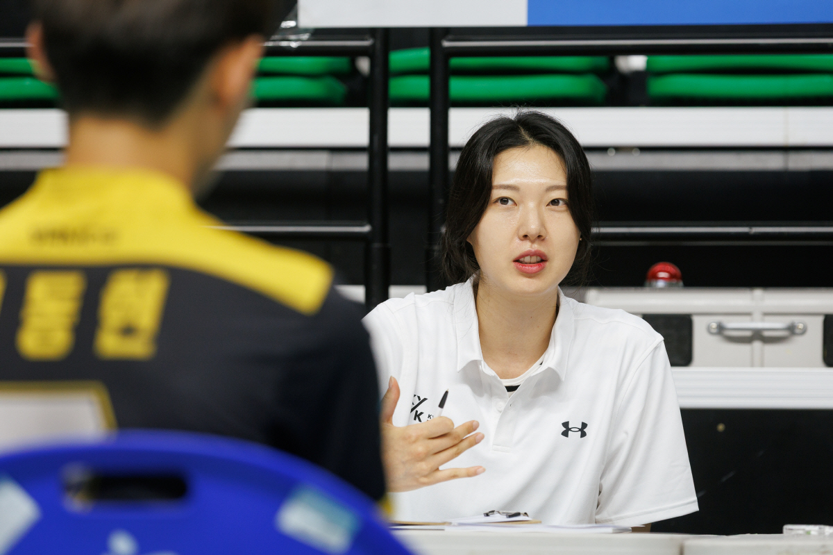 양효진, 김연경재단에 1000만원 기부 "스스로의 가능성을 믿고 한걸음 …