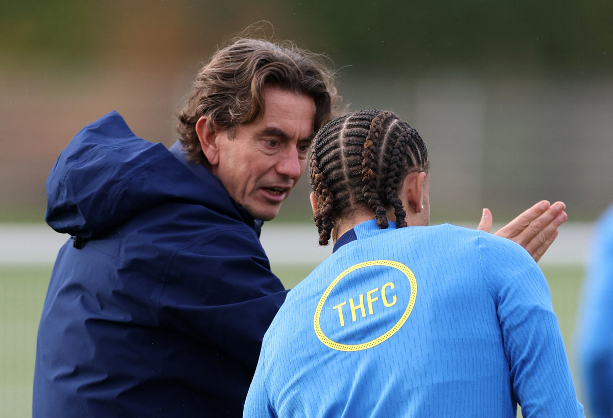 손흥민 있었으면 달랐을까...무너지는 프랭크 감독, 선수단 신뢰 상실 “…