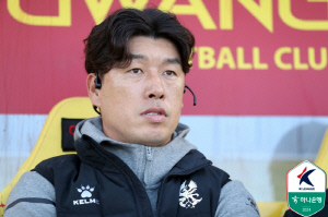 [단독]'이정효 발굴' 광주FC 차기사령탑에 '젊은 지도자' 이정규 전 광주 수석코치 '전격 선임'