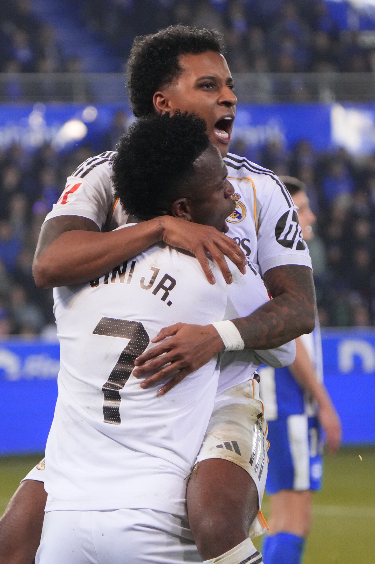 "손흥민급 여러 옵션 검토" 레알이 이적 차단! 곤혹스러운 토트넘→겨울 …