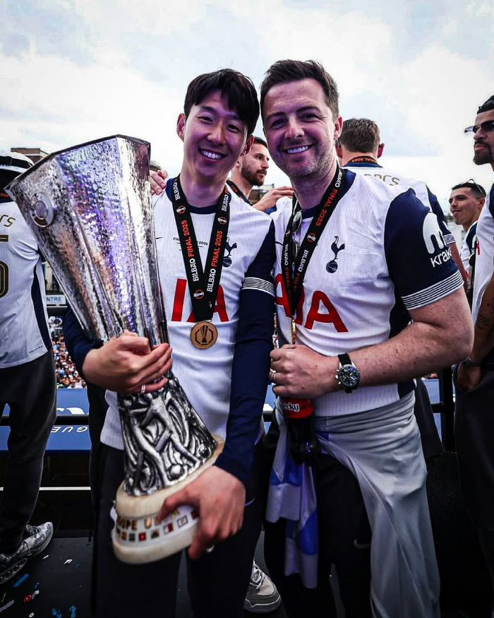 [오피셜] 손흥민 말 듣고 미국행 전격 결정...'축구 천재' 37살 토트넘 수석코치, 콜로라도 지휘봉 맡아 