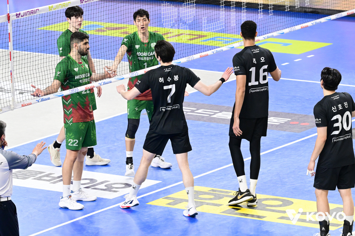 '크리스마스인데…' 또 싸워? 에이스 → 사령탑까지 휘말린 감정적 신경전…