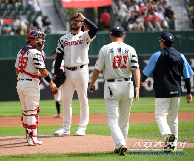"롯데에 보류권 해지 요청" 사직 예수 KBO 복귀하나 했더니, 뜬금포 …